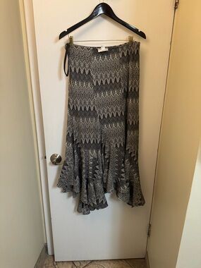 Joseph Ribkoff Black & Gray Printed High-Low Flounce Skirt